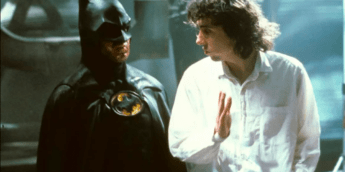Michael Keaton diz que MCU e DCU só existem graças a Tim Burton