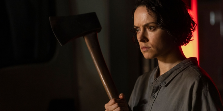 Daisy Ridley em We Bury the Dead