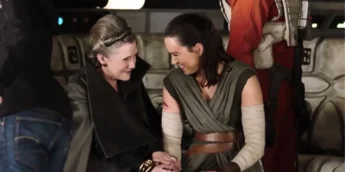 Daisy Ridley e Carrie Fisher em Star Wars