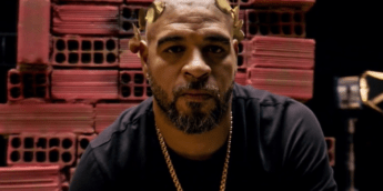Adriano Imperador estrela comercial de Gladiador II