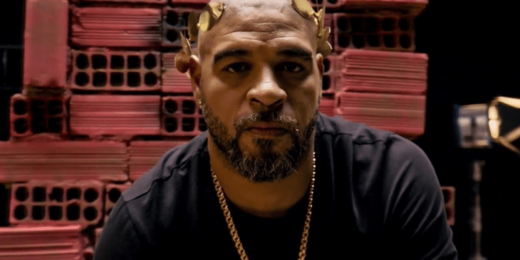 Adriano Imperador estrela comercial de Gladiador II
