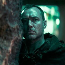 Jude Law em Skeleton Crew