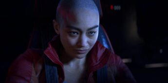 Tati Gabrielle em Intergalactic