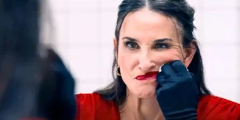 Demi Moore em A Substância