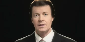 Rodrigo Faro como Silvio Santos