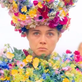 Florence Pugh em Midsommar