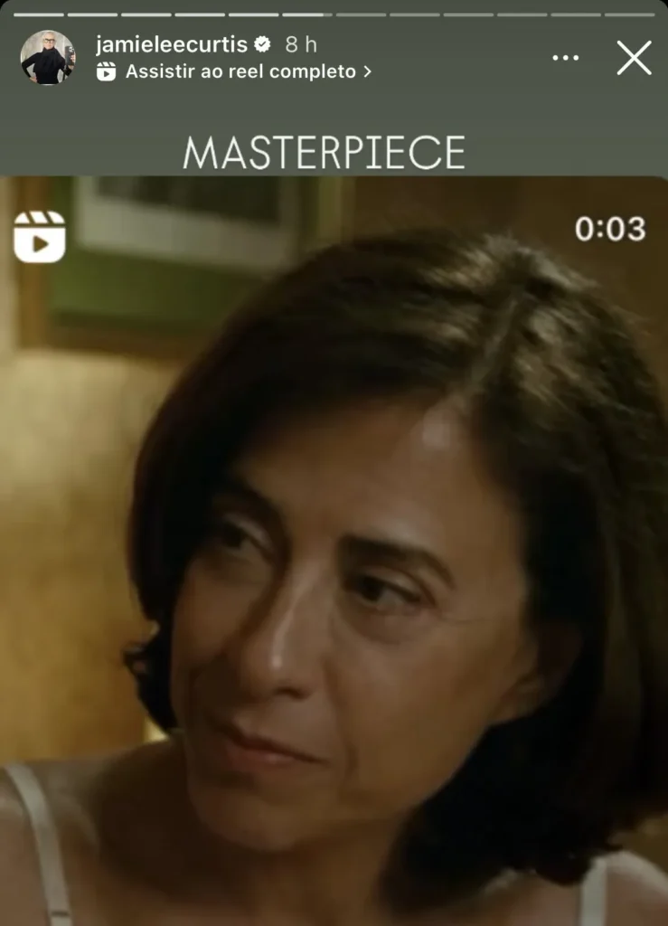 Jamie Lee Curtis aclamando Ainda Estou Aqui