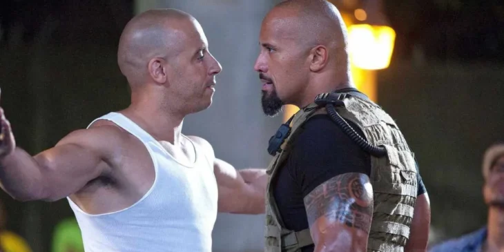Vin Diesel e Dwayne Johnson em Velozes e Furiosos