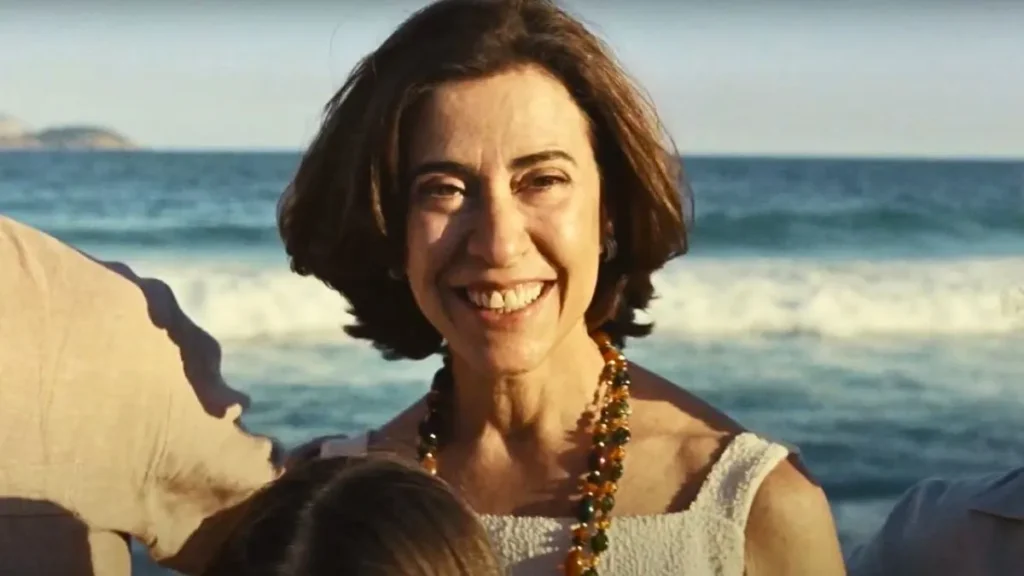Fernanda Torres no filme Ainda Estou Aqui