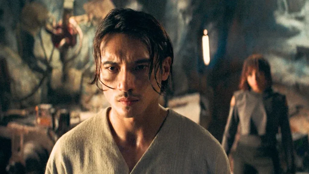 Manny Jacinto na série The Acolyte