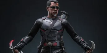 Blade de Deadpool & Wolverine, em colecionável da Hot Toys