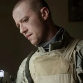 Joseph Quinn em Warfare