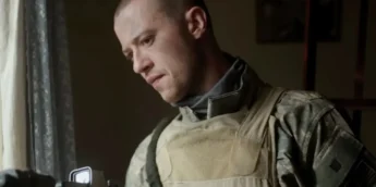 Joseph Quinn em Warfare