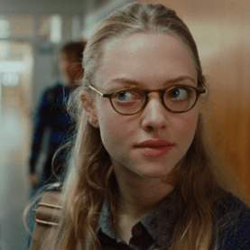 Amanda Seyfried acredita que Garota Infernal foi