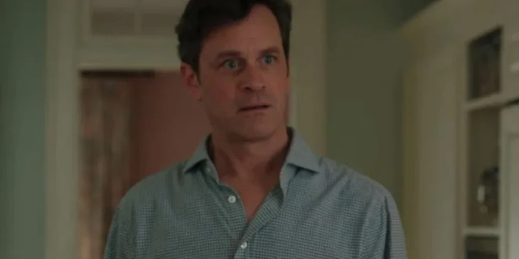 Tom Everett Scott em Elle