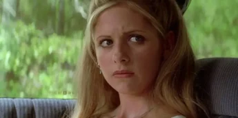 Sarah Michelle Gellar em Eu Sei O Que Vocês Fizeram No Verão Passado (1997)