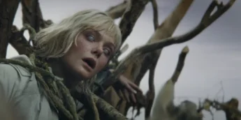 Elle Fanning em Predador: Badlands