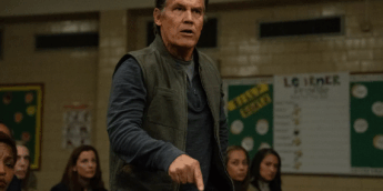 A Hora do Mal | Imagens revelam personagens de Julia Garner e Josh Brolin 