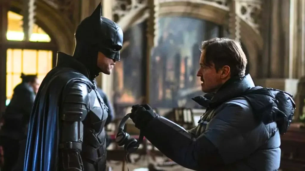 Matt Reeves e Robert Pattinson em set de Batman