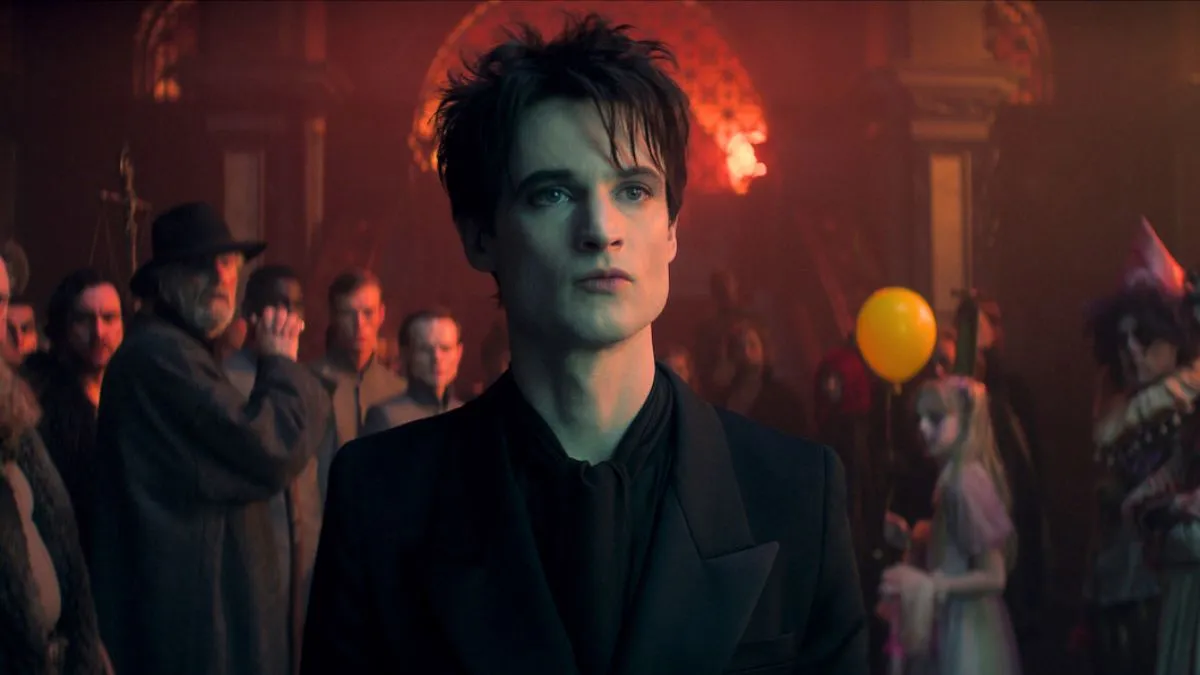 Tom Sturridge como Sonho na 2ª temporada de Sandman