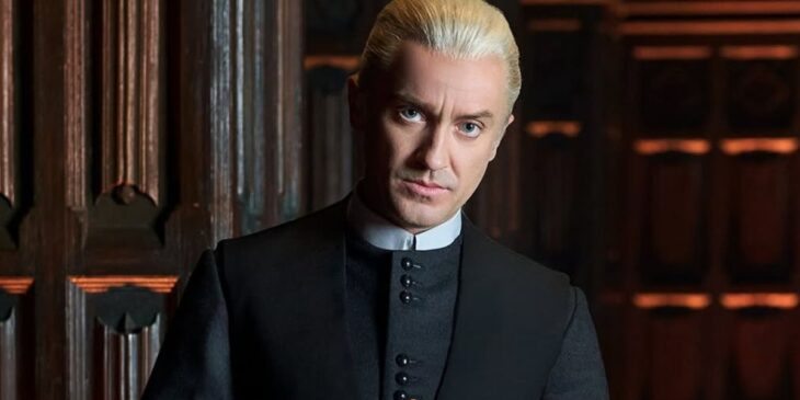 Tom Felton com visual adulto de Draco Malfoy em Harry Potter