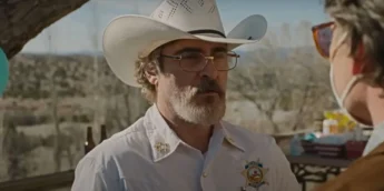 Joaquin Phoenix e Pedro Pascal em Eddington