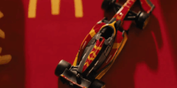 F1: McDonald’s revela detalhes dos brindes colecionáveis em trailer oficial
