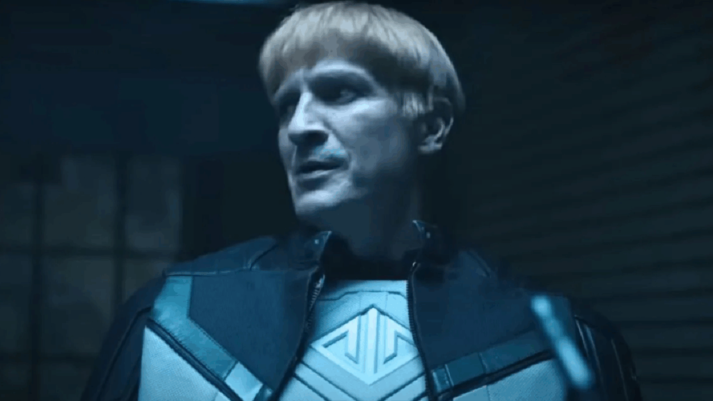 Lanternas | Nathan Fillion sobre Guy Gardner na série da DC Studios: "Ele é o mesmo babaca"