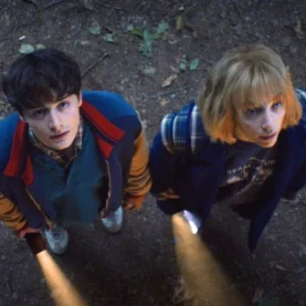 Will e Robin na última temporada de Stranger Things