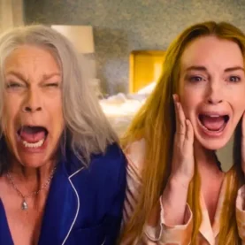 Jamie Lee Curtis e Lindsay Lohan em Uma Sexta-Feira Mais Louca Ainda