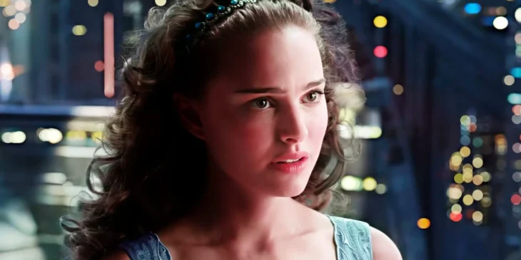 Natalie Portman como Padmé no filme Star Wars Vingança dos Sith