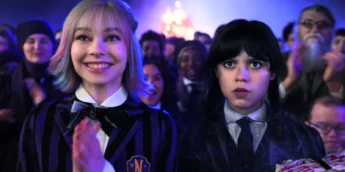 Enid e Wandinha em 2ª temporada da série da Netflix