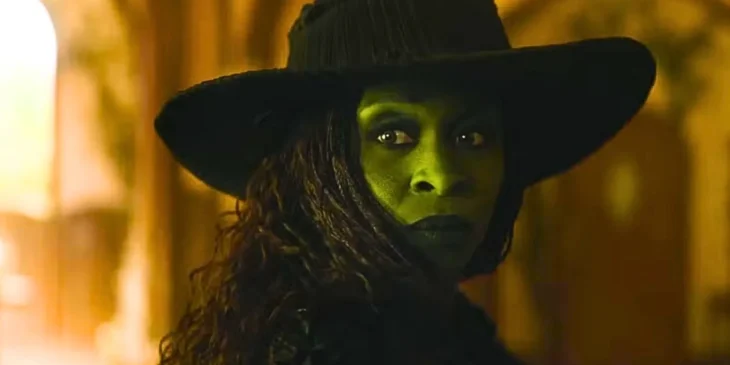 Visual de Elphaba em Wicked Parte II