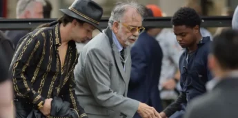 Francis Ford Coppola e Shia LaBeouf no set de Megalópolis