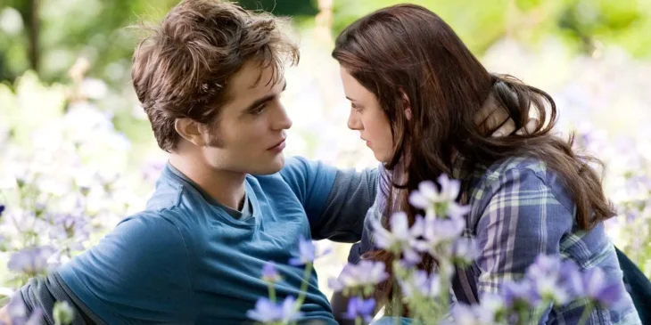 Robert Pattinson e Kristen Stewart em Crepúsculo