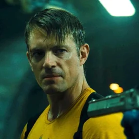 Joel Kinnaman como Rick Flag