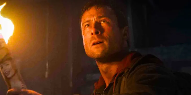 Glen Powell é Ben Richards em O Sobrevivente