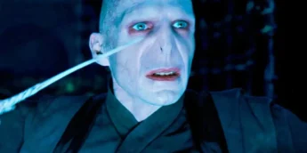 Ralph Fiennes como Voldemort em Harry Potter