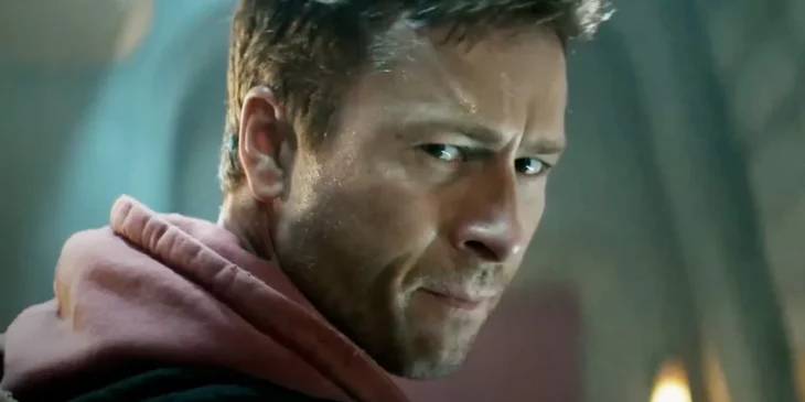Glen Powell em O Sobrevivente