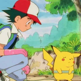 Ash e Pikachu em cena do Episódio 1 de Pokémon