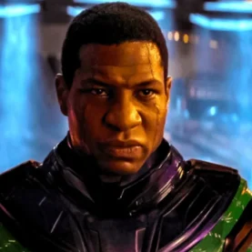 Jonathan Majros como Kang no MCU