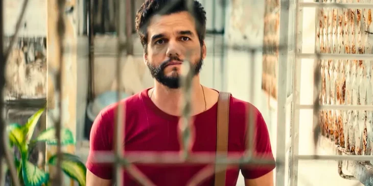 Wagner Moura atuando em O Agente Secreto