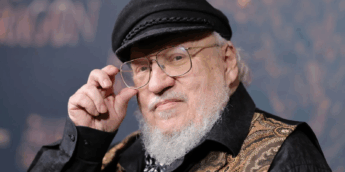 George R.R. Martin defende trabalho em outros projetos enquanto escreve Os Ventos do Inverno