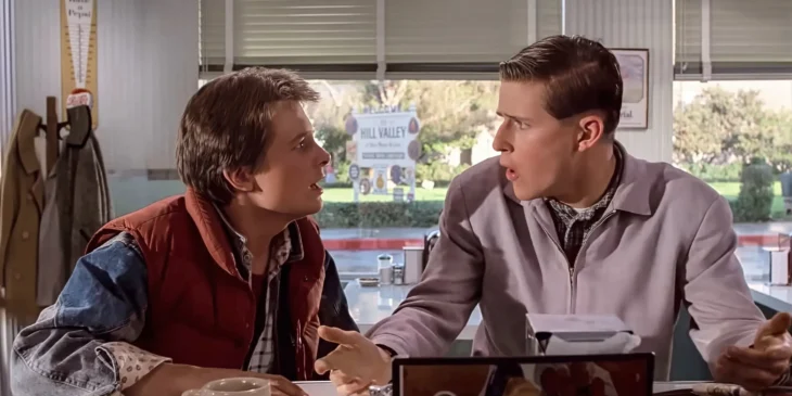 Michael J. Fox e Crispin Glover em De Volta Para o Futuro