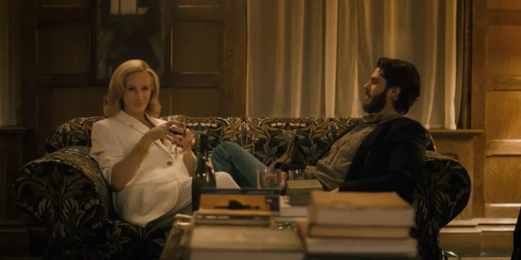Julia Roberts e Andrew Garfield em Depois da Caçada