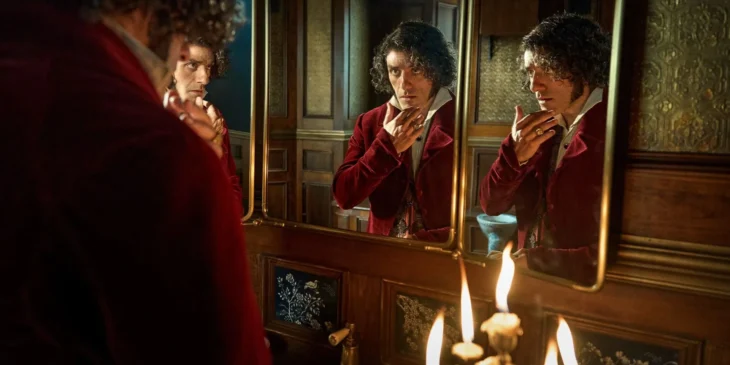 Oscar Isaac em Frankenstein, de Guillermo del Toro