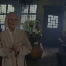Nicolas Flamel em Animais Fantásticos: Os Crimes de Grindelwald