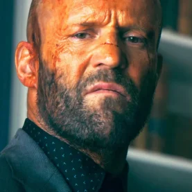 Jason Statham em Beekeeper: Rede de Vingança