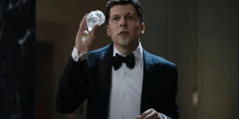 Jesse Eisenberg doará um rim para um desconhecido; Entenda