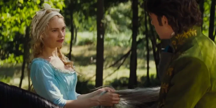 Lily James em Cinderela
